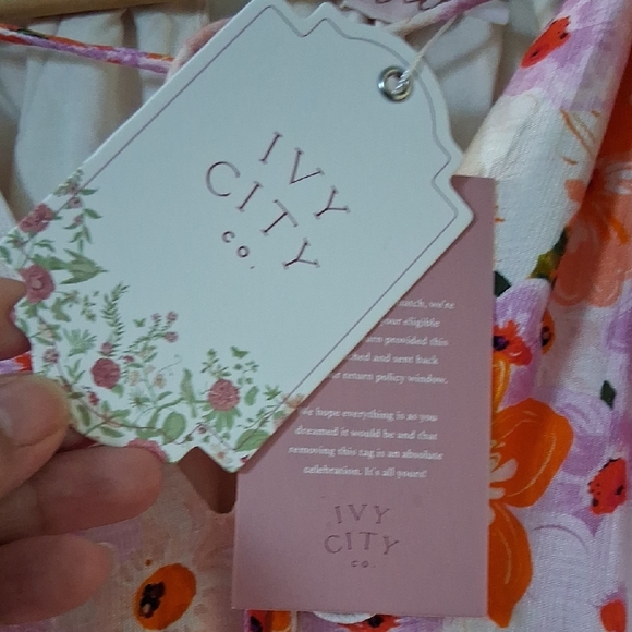 Ivy City Co Pink and Orange Floral Maxi Dress - Picture 2 of 6